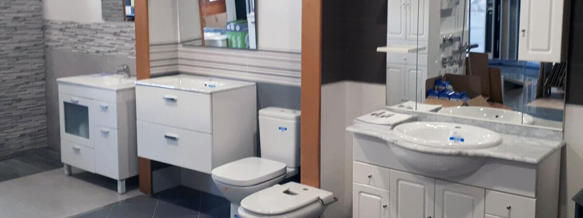 Estética y distribución de tu baño en Santa Comba