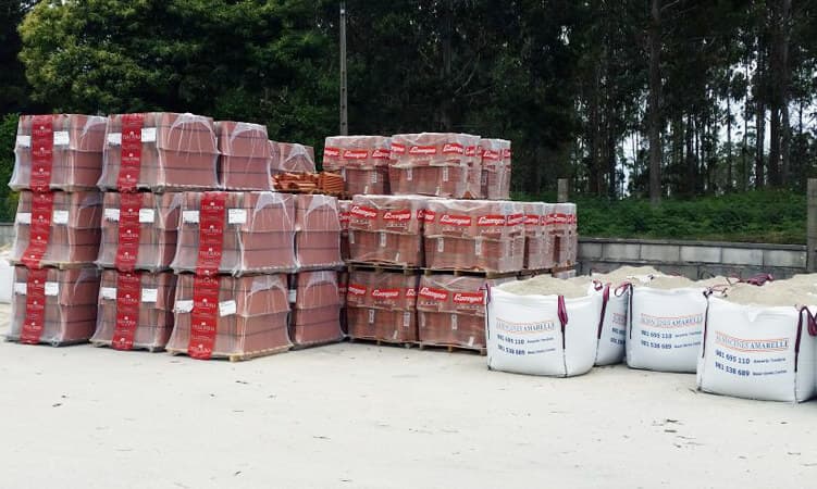 Amplia variedad en tejas en A Coruña